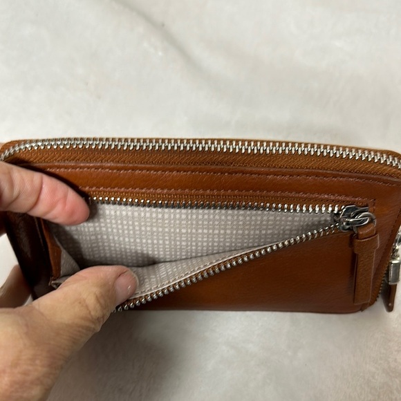 NWT Brighton Life is Beautiful Floral  Bella Wallet - Picture 11 of 11